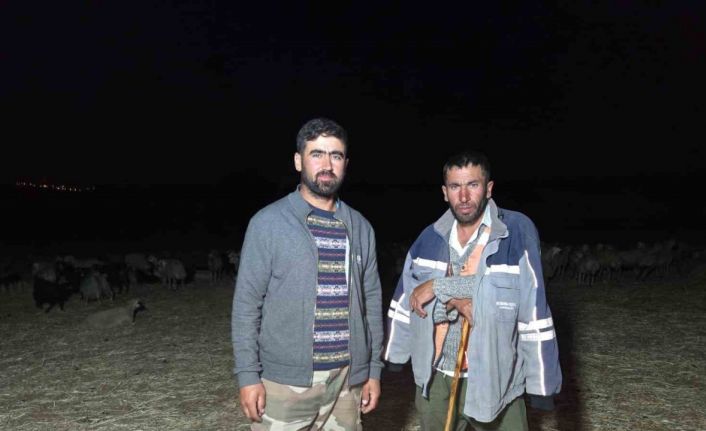 Çobanlardan kavurucu sıcaklara karşı çözüm yolu