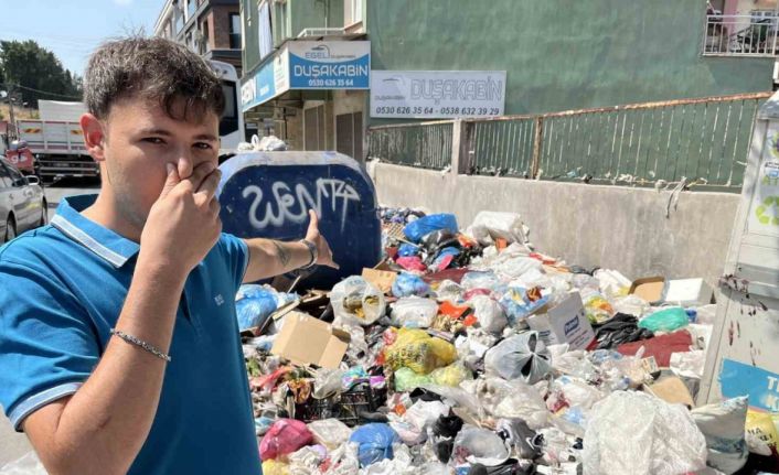 Çöp içindeki Gedizliler, Başkan Duman’ı mahallede yürüyüşe davet etti