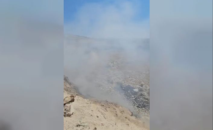 Çöplükte çıkan yangın korkuttu