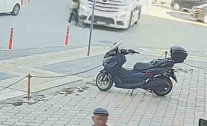 Çorum’da tırın altında kalan bisikletli çocuk hayatını kaybetti