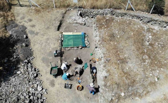 Çorum’daki Kalehisar Ören Yeri’nde yürütülen kazılar, Anadolu-Selçuklu döneminin en önemli kentlerinden birini aydınlatıyor