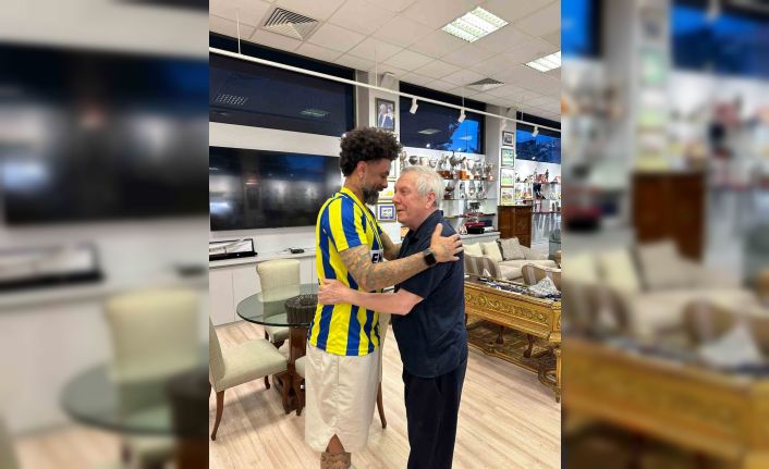 Cristian Baroni, Aziz Yıldırım’ı ofisinde ziyaret etti