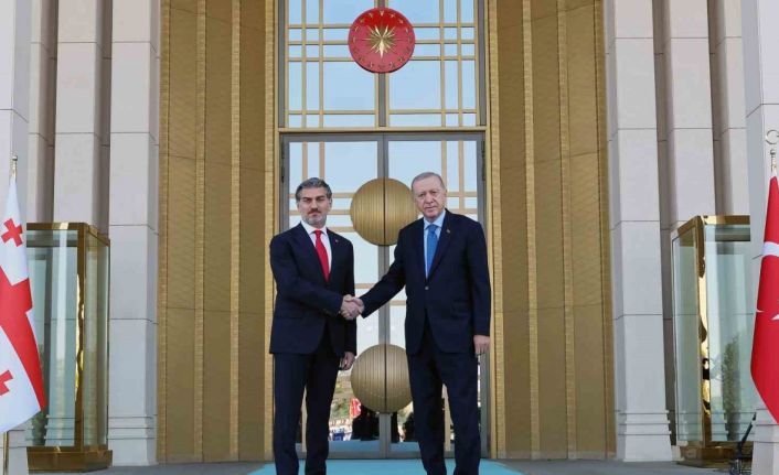 Cumhurbaşkanı Erdoğan, Gürcistan Cumhurbaşkanı  Kavelashvili’yi  törenle karşıladı