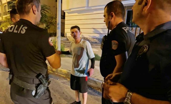 Dayak yemek için "Vur" dedi, dayak atıp gözaltına alındı