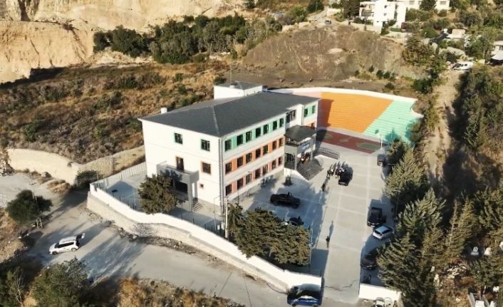 Defne’de yapımı tamamlanan Dursunlu Gazi İlkokulu/Ortaokulu eğitim dönemine hazır
