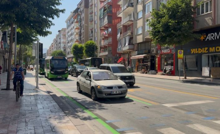 Denizli Büyükşehrin ‘Otobüs Yolu’ projesi tartışmalarla başladı