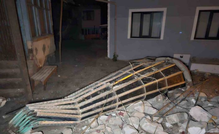 Deprem bölgesinde vatandaşlar o anları anlattı