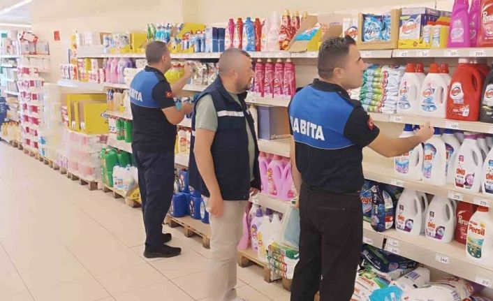 Dilovası’nda 120 iş yeri denetlendi: 3’ü mühürlendi, 450 ürün imha edildi