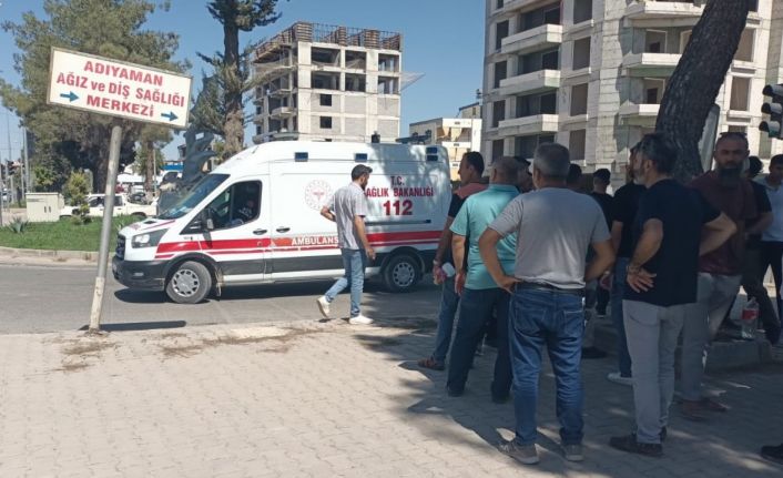 Direksiyon başında nefes borusuna ekmek kaçan sürücü hayatını kaybetti