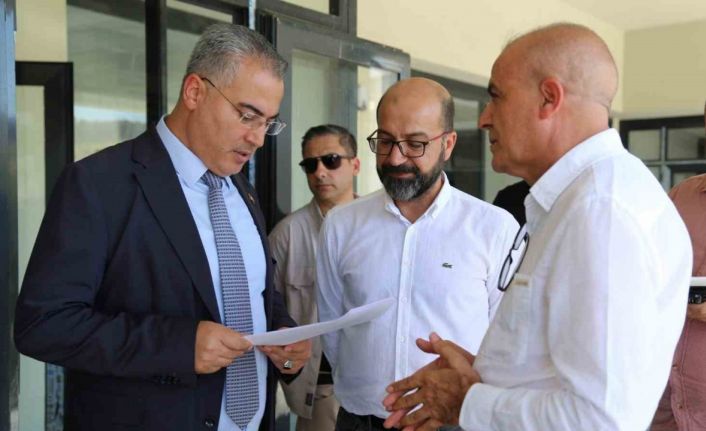 Diyarbakır’da yapımı tamamlanan sağlık kompleksi açılışa gün sayıyor