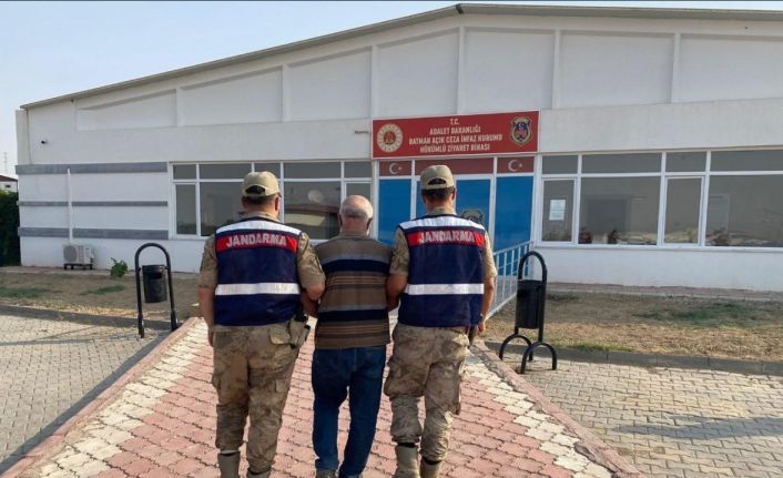 Dolandırıcılık suçundan aranan şahıs, kardeşinin evinde yakalandı