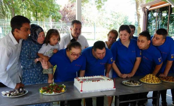 Düzce Belediyesince faaliyete geçen Kusursuz Kafe 9 yaşında