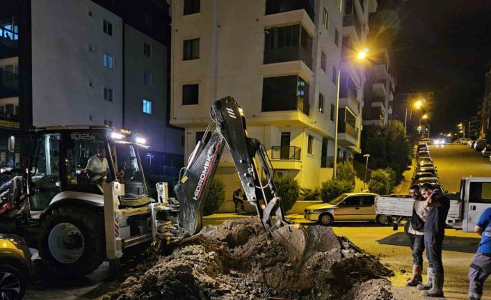 Edirne’de su arızası çalışmasında doğalgaz hattı patladı: Facianın eşiğinden dönüldü