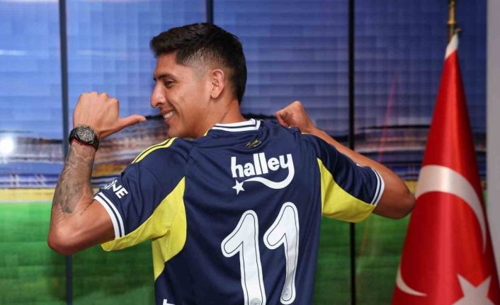 Edson Alvarez, resmen Fenerbahçe’de