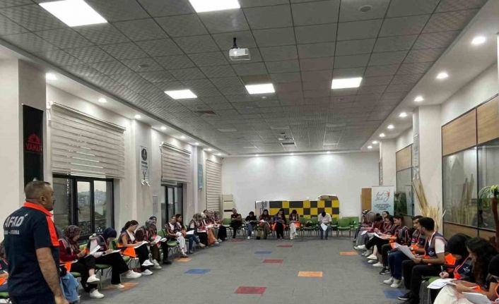 Elazığ’da AFAD gönüllülerinin eğitimleri sürüyor