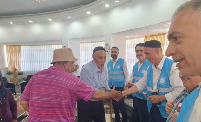 Elazığ’da Gazi Huzurevi’nde gönül sohbetleri sürüyor