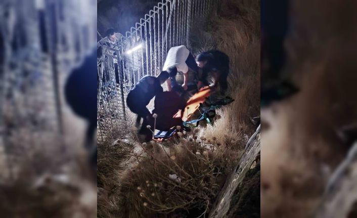 Elazığ’da istinat duvarından düşen kişi ağır yaralandı