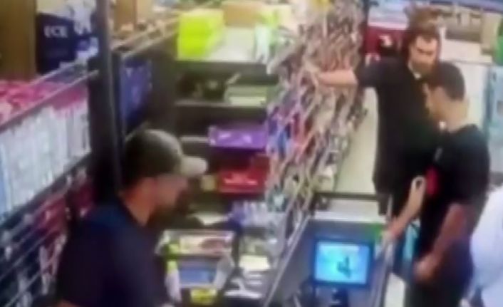 Elindeki bıçakla marketi soyup kayıplara karıştı