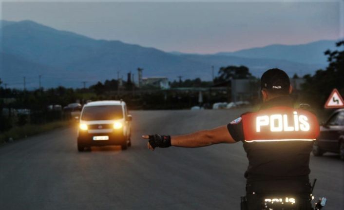 Erzincan’da aranması bulunan 15 şahıs yakalandı