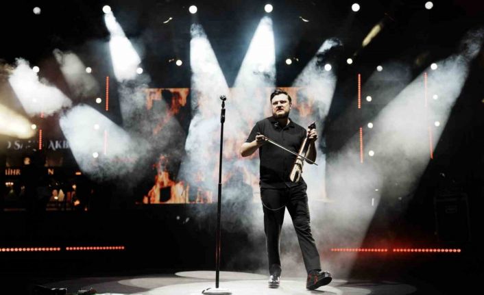 Erzincan’da kemençe eşliğinde Karadeniz ezgileri yankılandı