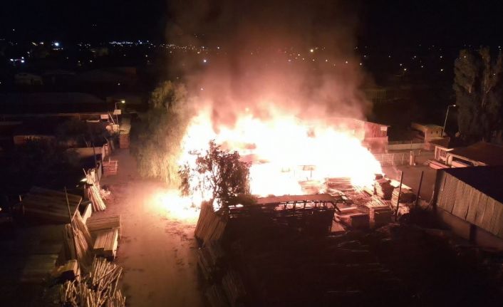 Erzincan’da Keresteciler Sitesinde yangın