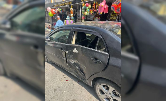 Esenyurt’ta faciadan dönüldü: Vinç kaydı, yaşlı adam iki torunuyla otomobilin altında kaldı