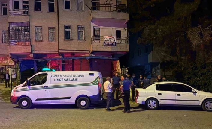 Eşi tarafından terk edilen genç adam yaşamına son verdi