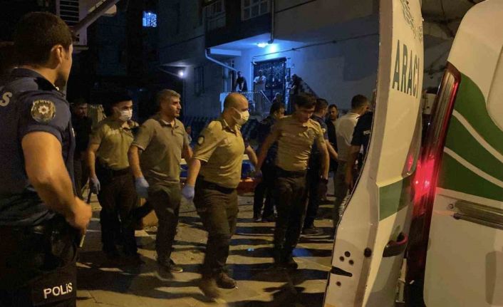 Eşini tabancayla öldüren koca, aynı silahla intihar etti