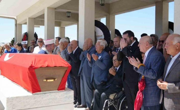 Eski Sağlık Bakanı Şıvgın, son yolculuğuna uğurlandı