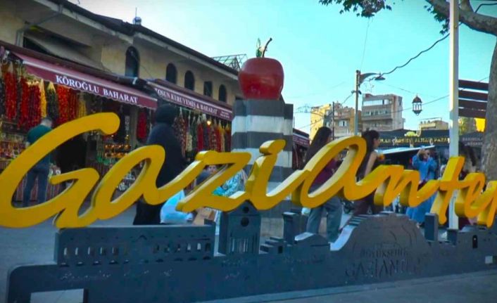 Esnafın dört gözle beklediği gurbetçiler gelmeye başladı