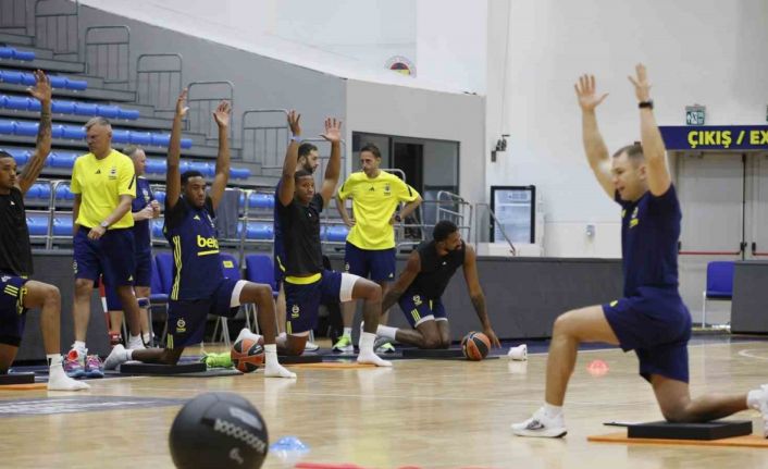 Fenerbahçe Erkek Basketbol takımı, yeni sezonun ilk antrenmanını yaptı
