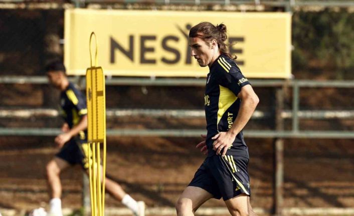 Fenerbahçe, Feyenoord maçı hazırlıklarına ara vermeden başladı