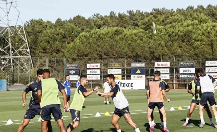 Fenerbahçe, Feyenoord maçına hazır