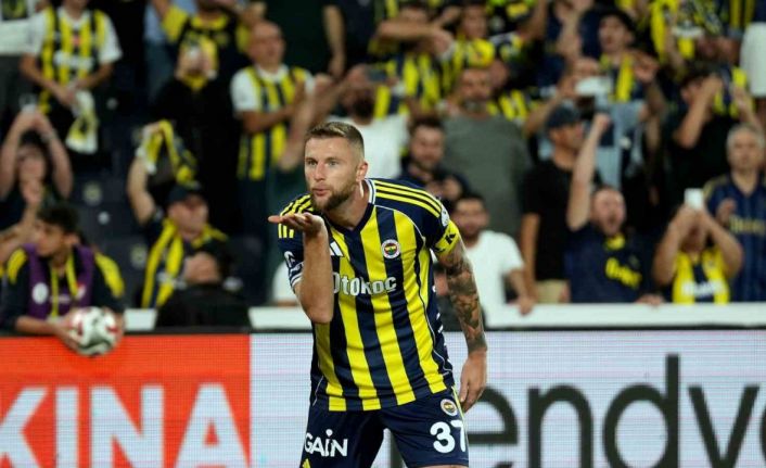 Fenerbahçe’nin ligdeki ilk golü Milan Skriniar’dan