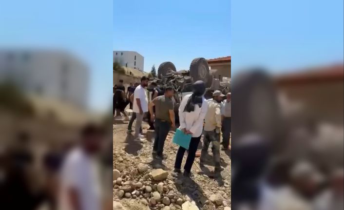 Freni patlayan iş makinesi takla attı: 1 yaralı