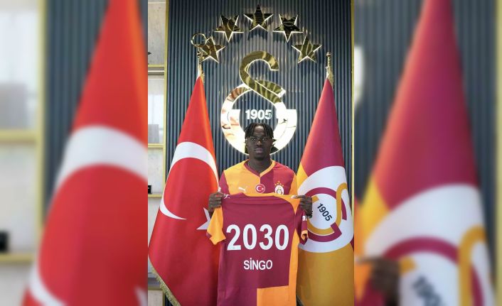 Galatasaray, Wilfried Singo ile 5 yıllık sözleşme imzaladı