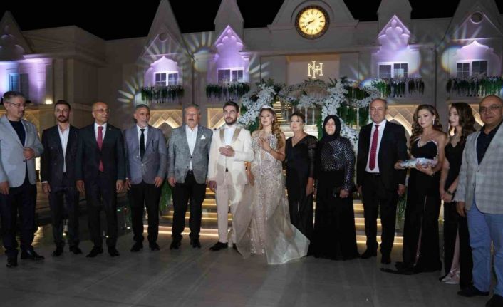 Gazeteci Azim Deniz’in mutlu günü