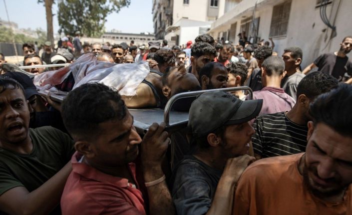 Gazze’de can kaybı 62 bin 744’e yükseldi