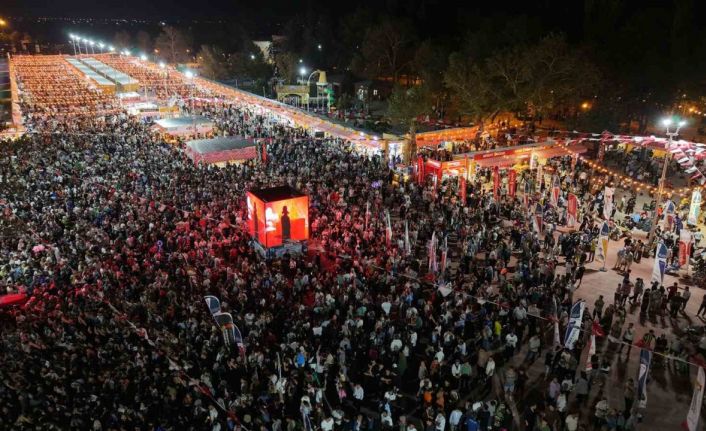 Geleneksel Ağustos Fuarı kapılarını açtı