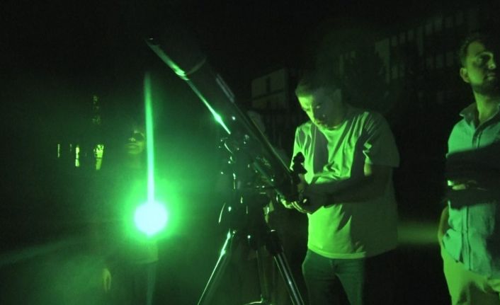 Gökyüzü tutkunları meteor yağmuru için buluştu