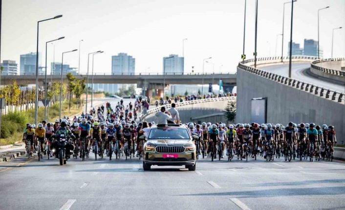 Gran Fondo Başkent 2025’te pedallar Ankara için döndü