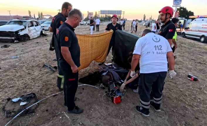 Gurbetçi ailenin otomobili takla attı: 1 ölü, 4 yaralı