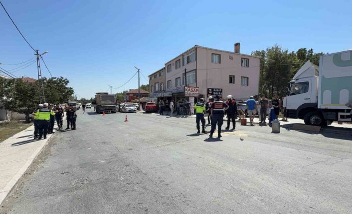 Hafriyat kamyonunun çarptığı adam hayatını kaybetti