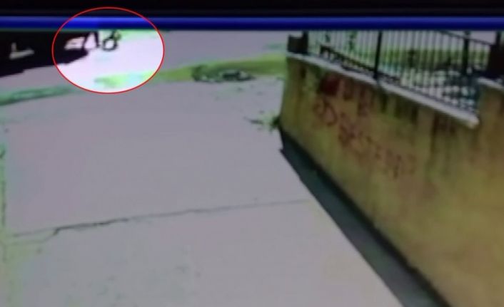 Hafriyat kamyonunun üzerinden geçtiği 2 kişi hayatını kaybetti