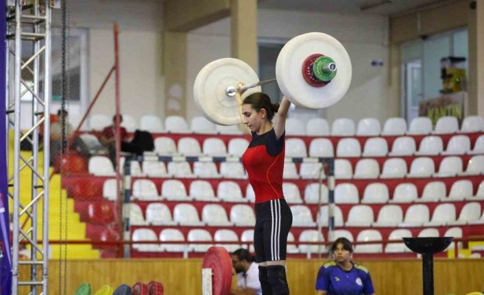 Halter Yıldızlar Kulüpler Türkiye Şampiyonası Sivas’ta başladı