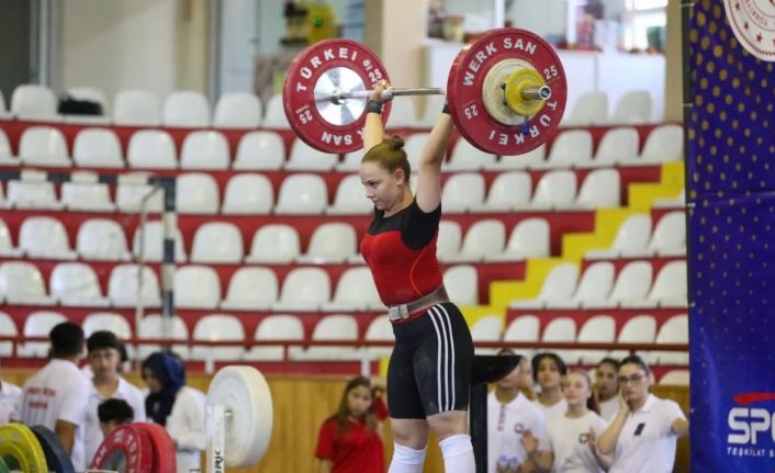 Halter Yıldızlar Kulüpler Türkiye Şampiyonası’nın açılış seremonisi yapıldı