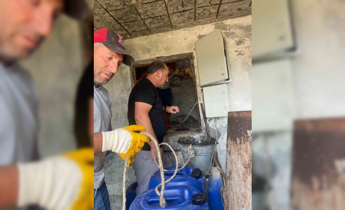 Hanak belediyesi içme suyu deposu temizlendi