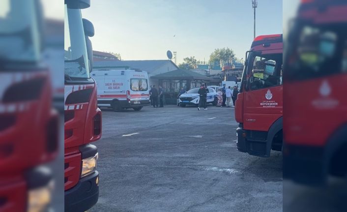 Haydarpaşa Limanı’ndaki gemi yangınında bir kişi sırtından hafif yaralandı