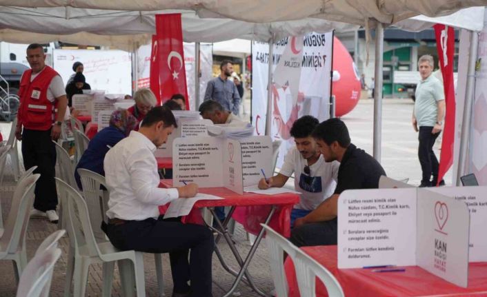 Hedef 1919 Kan Bağışı Kampanyası: İlk gün 210 ünite kan toplandı