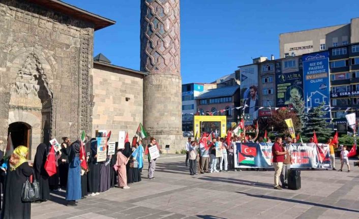 Hekim ve sağlıkçıların Erzurum’daki 93 haftalık sessiz yürüyüşü sürüyor